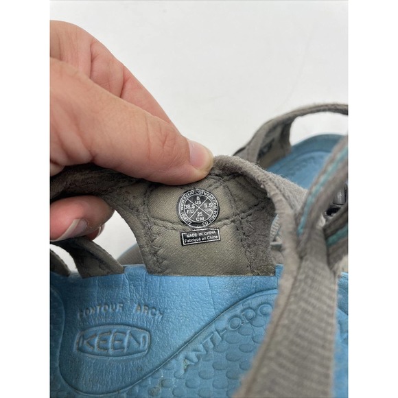 Keen Womens Sandals Size 8 Grey Blue Canvas Toggle Waterproof Hiking Fisherman - Picture 7 of 7